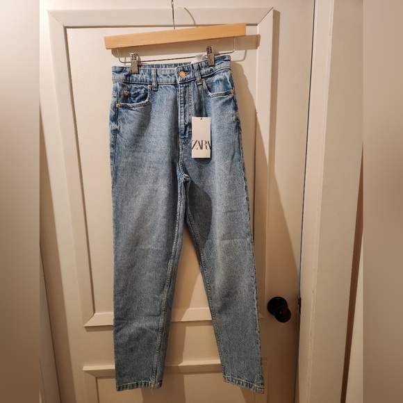BNWT Zara Mom Jeans - Picture 4 of 8